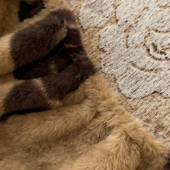 91家纺网 家纺一手货源 找家纺 绒世界 2025秋冬加厚兔绒床笠 兔绒床笠-绽放咖