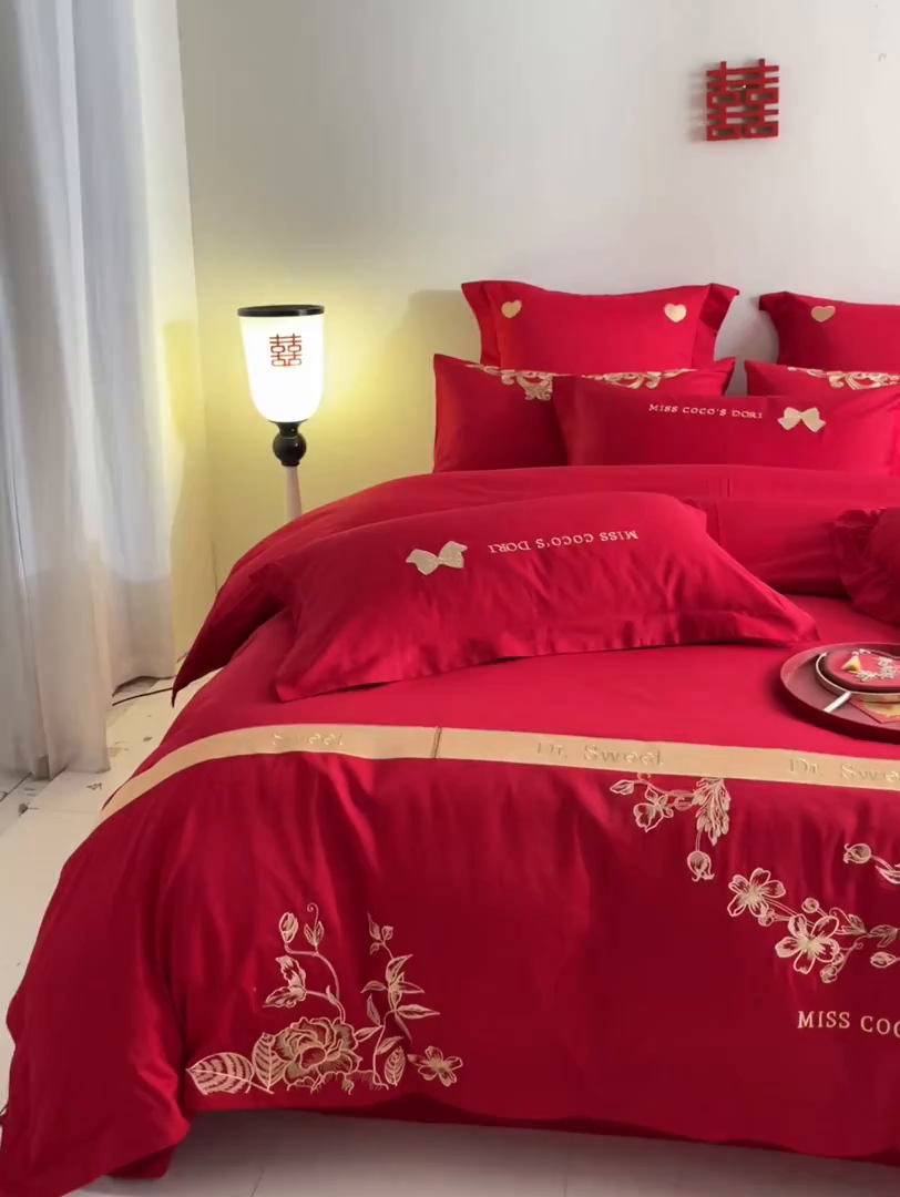 91家纺网 家纺一手货源 找家纺 东方合美（原：皇家传奇） 2025新款婚庆小红书化纤系列二 相爱-金