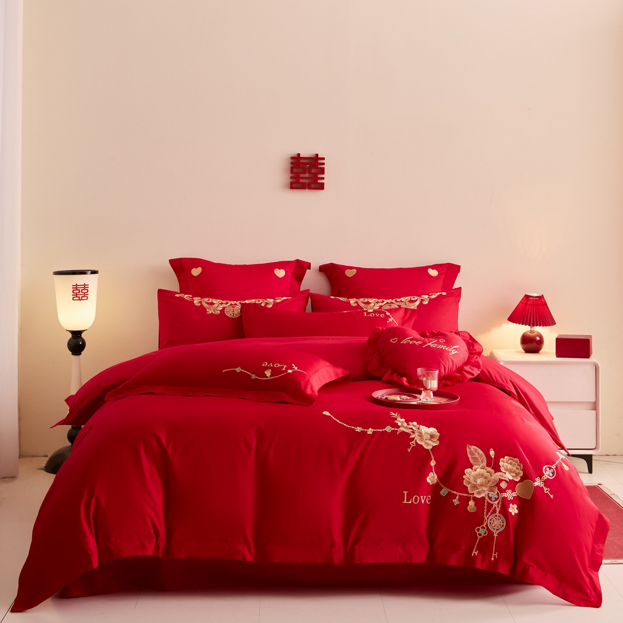 东方合美（原：皇家传奇） 2025新款婚庆小红书化纤系列二 浪漫相随