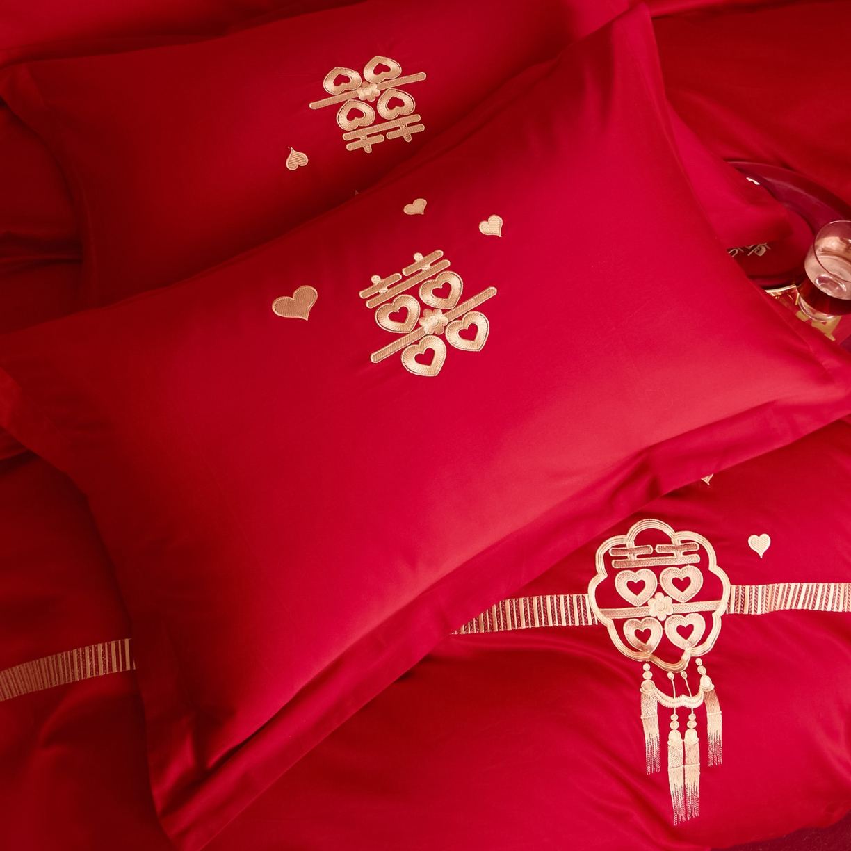 91家纺网 家纺一手货源 找家纺 东方合美（原：皇家传奇） 2025新款婚庆小红书化纤系列二 心连心