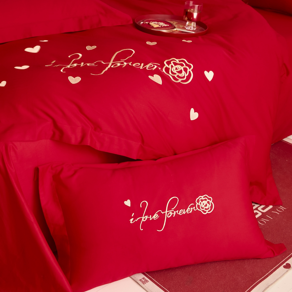 91家纺网 家纺一手货源 找家纺 东方合美（原：皇家传奇） 2025新款婚庆小红书化纤系列二 喜爱