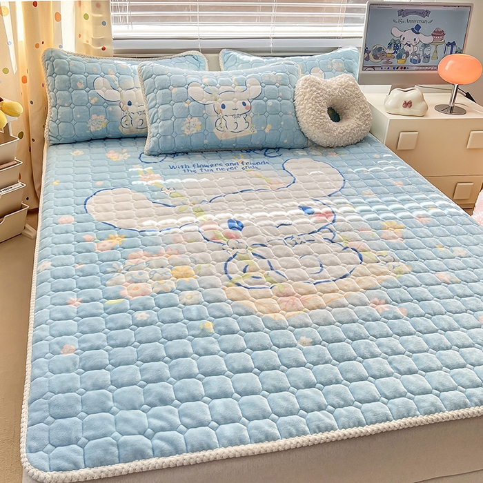 91家纺网 家纺一手货源 找家纺 徕米家居 2025新款牛奶绒加棉床盖品床盖单件单床盖 大版大耳狗