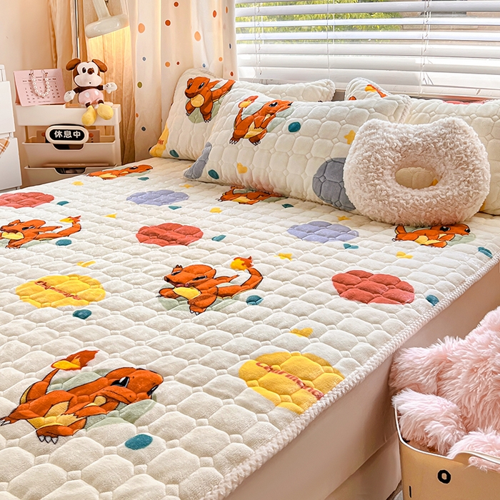 91家纺网 家纺一手货源 找家纺 徕米家居 2025新款牛奶绒加棉床盖品床盖单件单床盖 小火龙