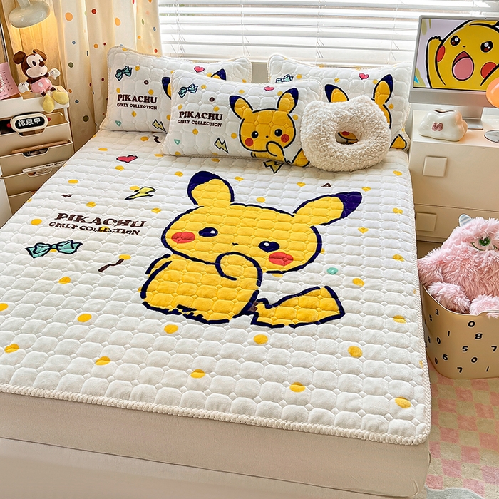 91家纺网 家纺一手货源 找家纺 徕米家居 2025新款牛奶绒加棉床盖品床盖单件单床盖 Q版皮卡丘