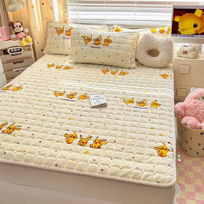 91家纺网 家纺一手货源 找家纺 徕米家居 2025新款牛奶绒加棉床盖品床盖单件单床盖 皮卡丘伙伴