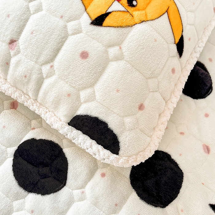 91家纺网 家纺一手货源 找家纺 徕米家居 2025新款牛奶绒加棉床盖品床盖单件单床盖 波点皮卡丘