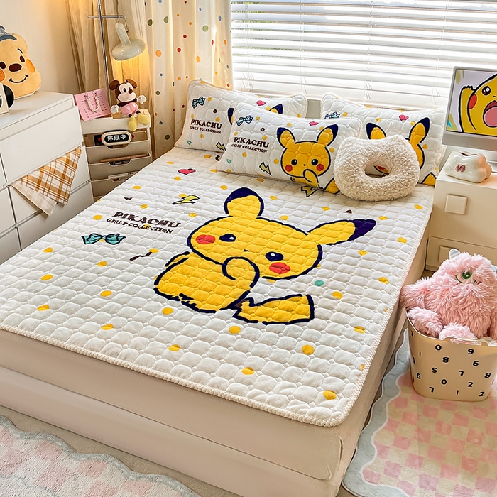 91家纺网 家纺一手货源 找家纺 徕米家居 2025新款牛奶绒加棉床盖品床盖单件单床盖 Q版皮卡丘