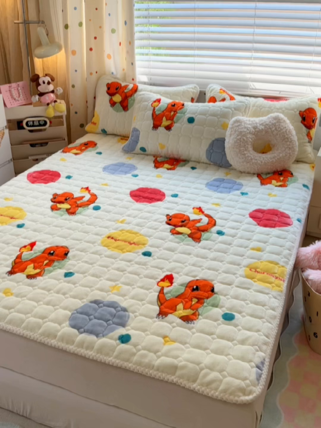 91家纺网 家纺一手货源 找家纺 徕米家居 2025新款牛奶绒加棉床盖品床盖单件单床盖 小火龙