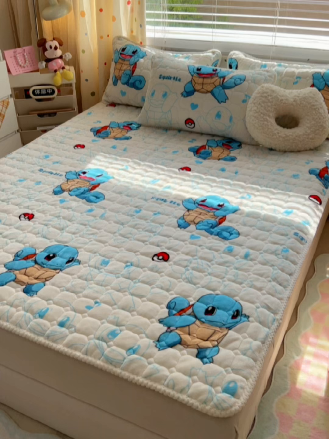 91家纺网 家纺一手货源 找家纺 徕米家居 2025新款牛奶绒加棉床盖品床盖单件单床盖 杰尼龟