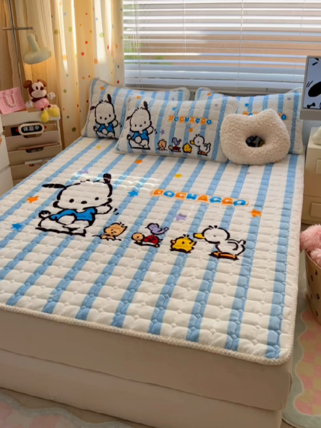 91家纺网 家纺一手货源 找家纺 徕米家居 2025新款牛奶绒加棉床盖品床盖单件单床盖 欢乐帕恰狗