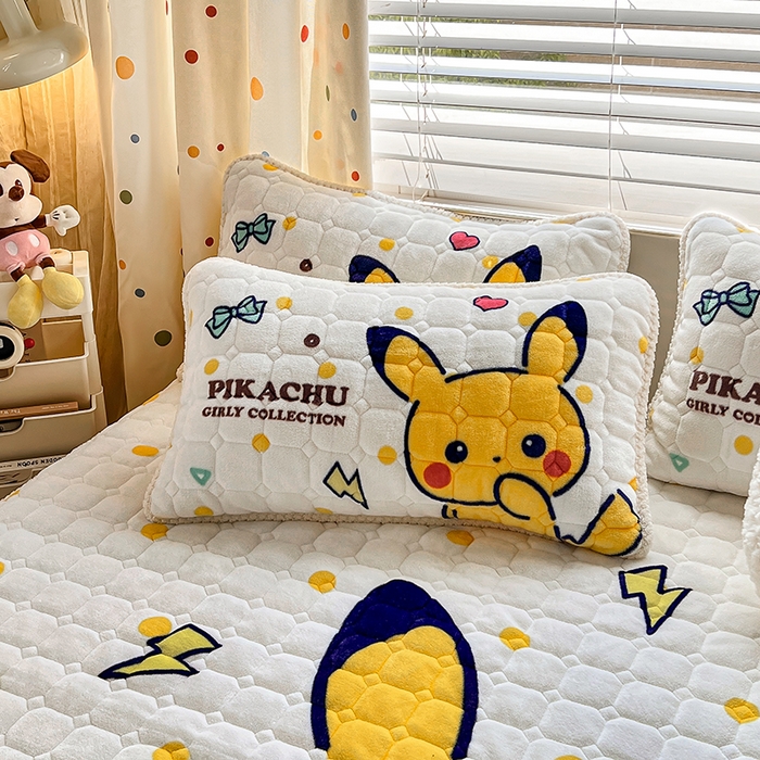 91家纺网 家纺一手货源 找家纺 徕米家居 2025新款牛奶绒加棉床笠单品床笠单件单床笠 Q版皮卡丘