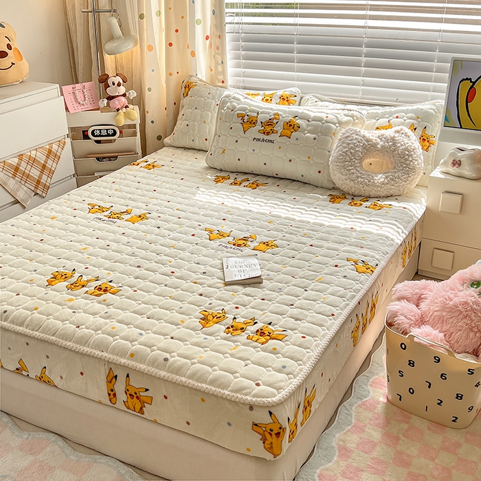 91家纺网 家纺一手货源 找家纺 徕米家居 2025新款牛奶绒加棉床笠单品床笠单件单床笠 皮卡丘伙伴