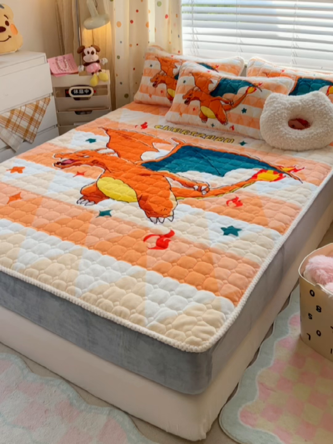 91家纺网 家纺一手货源 找家纺 徕米家居 2025新款牛奶绒加棉床笠单品床笠单件单床笠 大版喷火龙