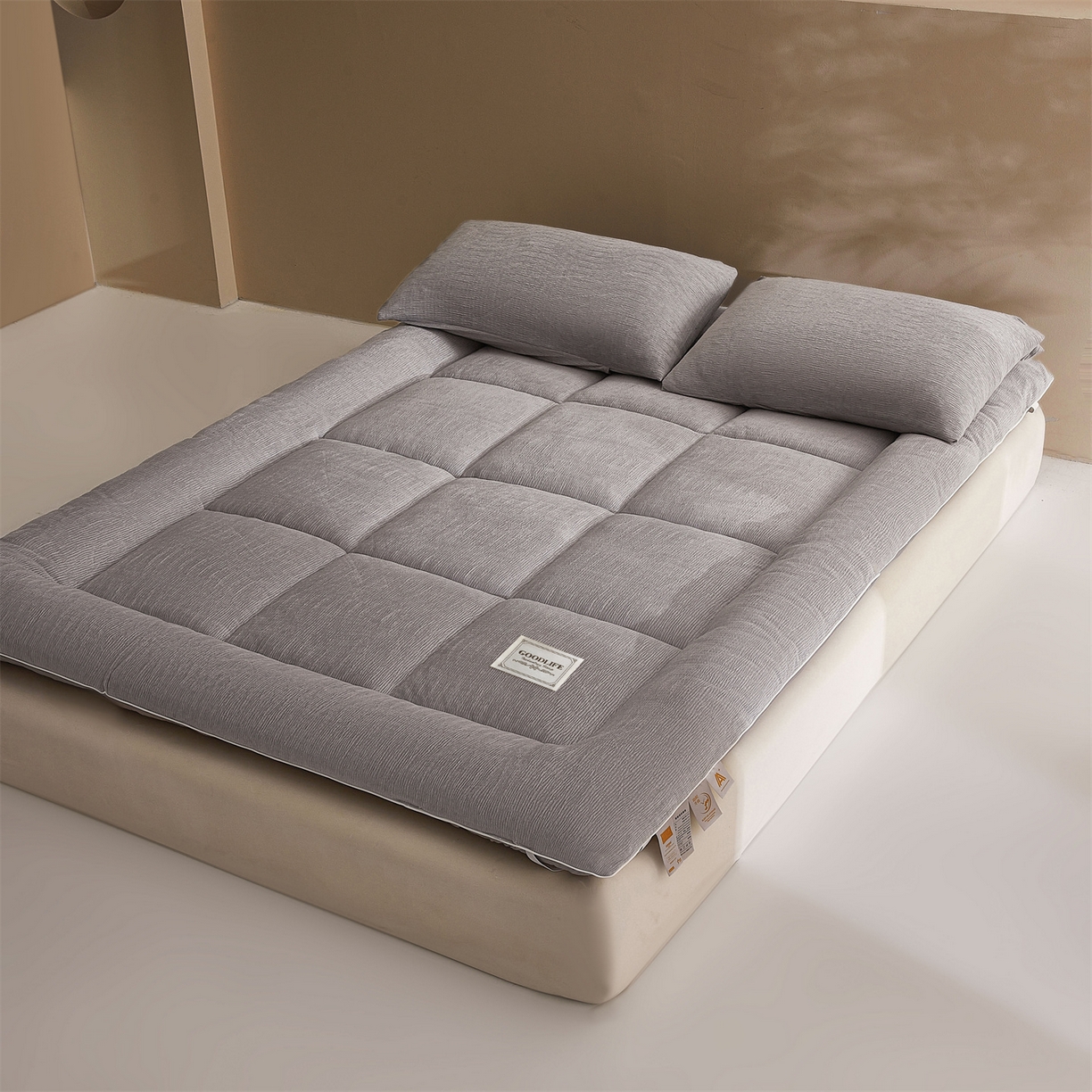 91家纺网 家纺一手货源 找家纺 雯豆家纺 2025新款皱皱绒加厚款床垫床护垫保暖床褥子 皱皱绒床褥-高级灰