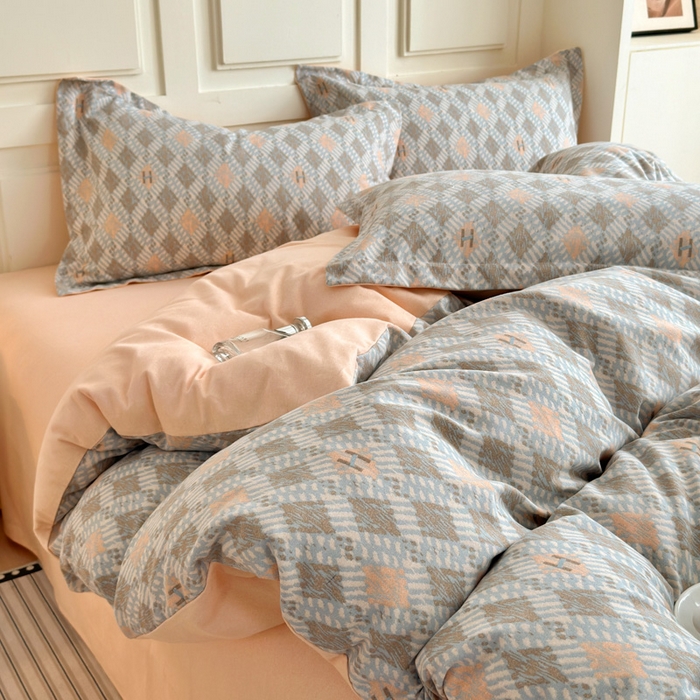 91家纺网 家纺一手货源 找家纺 典曼家纺 2025新款原棉加厚磨毛印花四件套 大都会