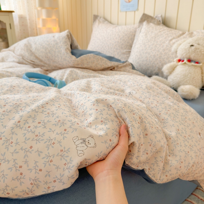 91家纺网 家纺一手货源 找家纺 典曼家纺 2025新款原棉加厚磨毛印花四件套 麦琪熊