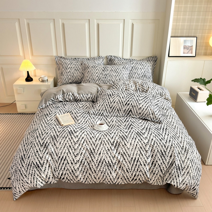 91家纺网 家纺一手货源 找家纺 典曼家纺 2025新款原棉加厚磨毛印花四件套 麦语-灰