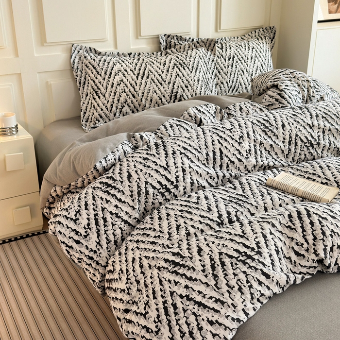 91家纺网 家纺一手货源 找家纺 典曼家纺 2025新款原棉加厚磨毛印花四件套 麦语-灰