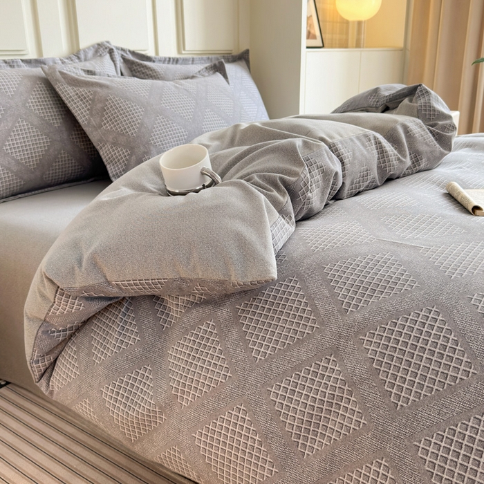 91家纺网 家纺一手货源 找家纺 典曼家纺 2025新款原棉加厚磨毛印花四件套 轻奢生活