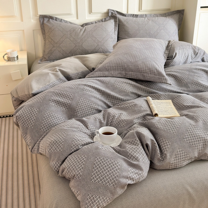 91家纺网 家纺一手货源 找家纺 典曼家纺 2025新款原棉加厚磨毛印花四件套 轻奢生活