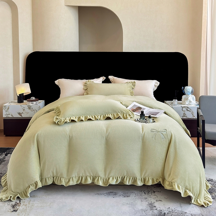 91家纺网 家纺一手货源 找家纺 2025新款蝴蝶结绣花牛奶绒四件套 蝴蝶结-青柠绿