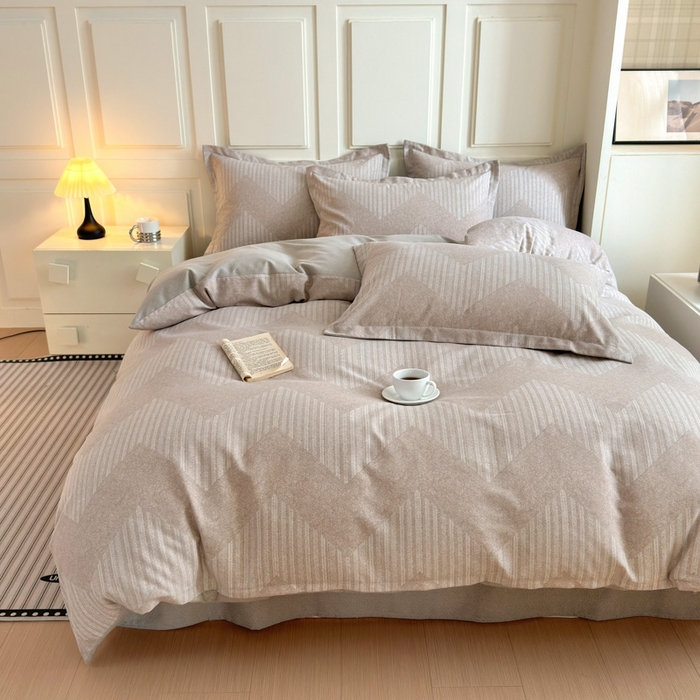 91家纺网 家纺一手货源 找家纺 典曼家纺 2025新款原棉加厚磨毛印花四件套 威斯丁