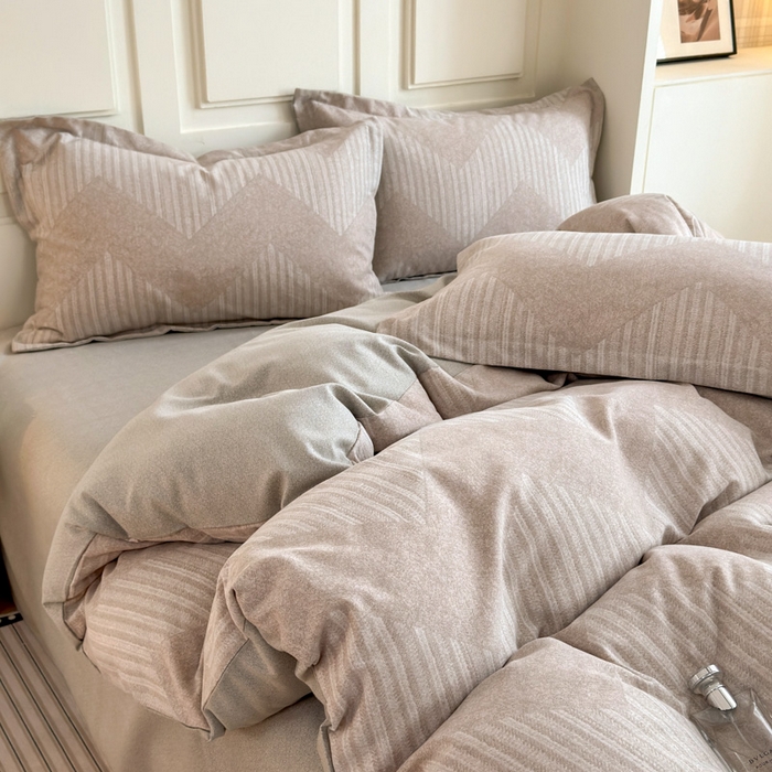 91家纺网 家纺一手货源 找家纺 典曼家纺 2025新款原棉加厚磨毛印花四件套 威斯丁