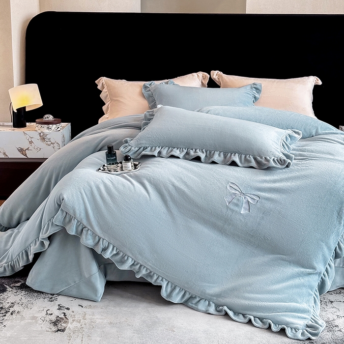 91家纺网 家纺一手货源 找家纺 （总）2025新款蝴蝶结绣花牛奶绒四件套