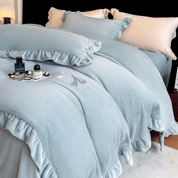 91家纺网 家纺一手货源 找家纺 （总）2025新款蝴蝶结绣花牛奶绒四件套