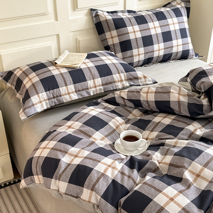 91家纺网 家纺一手货源 找家纺 典曼家纺 2025新款原棉加厚磨毛印花四件套 意林（兰）