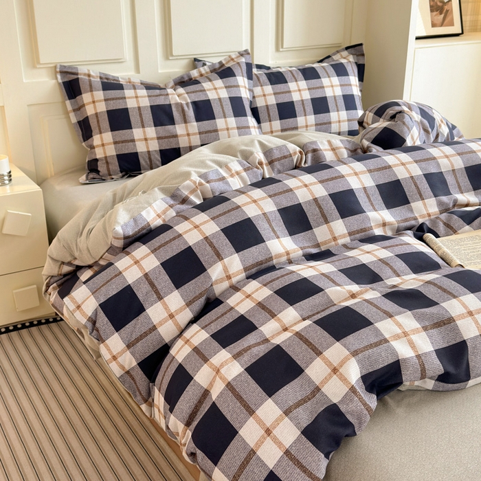 91家纺网 家纺一手货源 找家纺 典曼家纺 2025新款原棉加厚磨毛印花四件套 意林（兰）