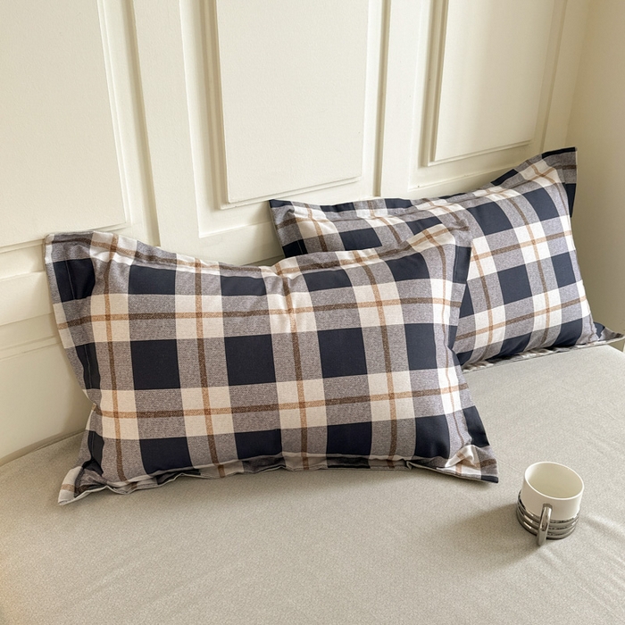 91家纺网 家纺一手货源 找家纺 典曼家纺 2025新款原棉加厚磨毛印花四件套 意林（兰）