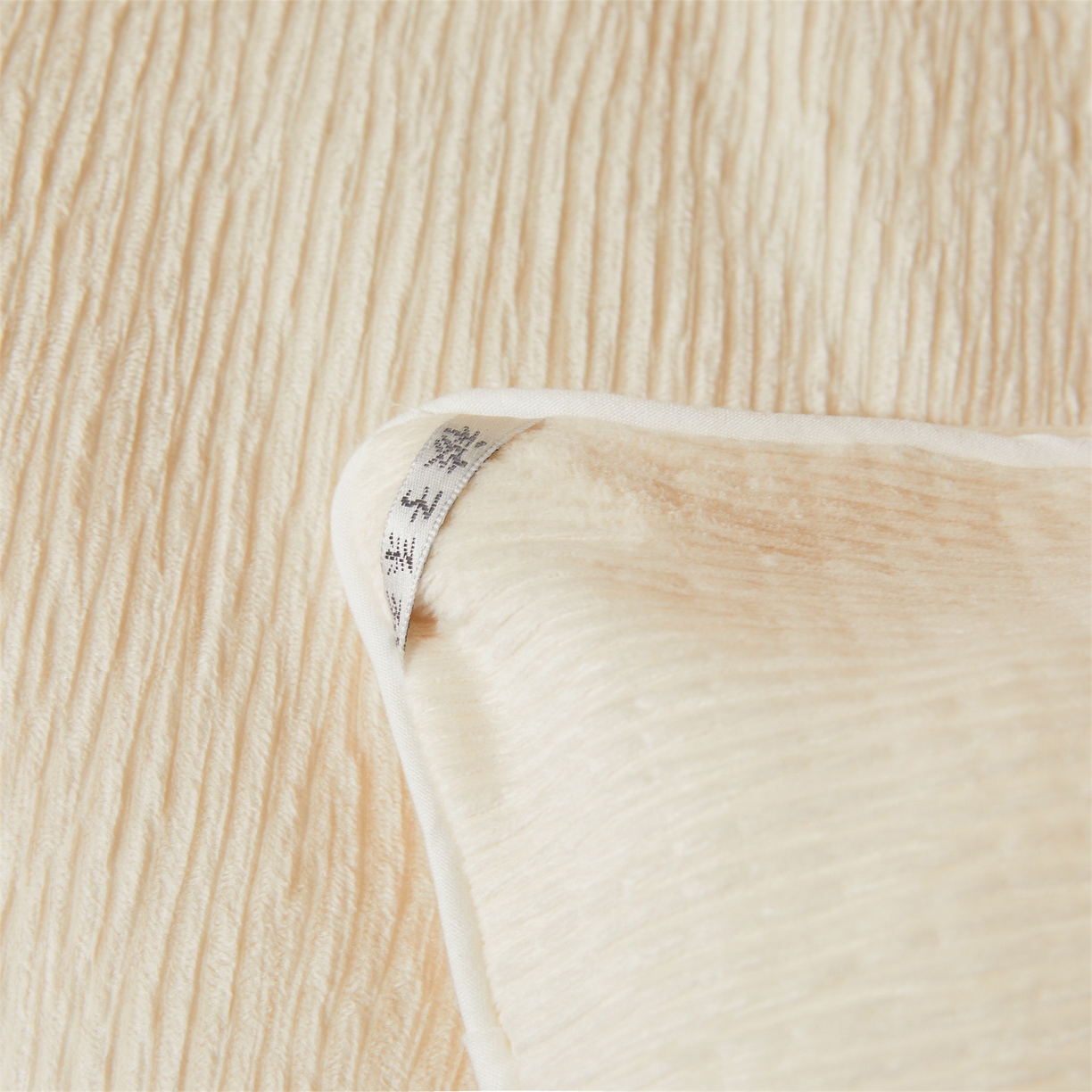 91家纺网 家纺一手货源 找家纺 （总）雯豆家纺 2025秋冬新款加厚皱皱绒被子冬被高档被芯双人单人被子