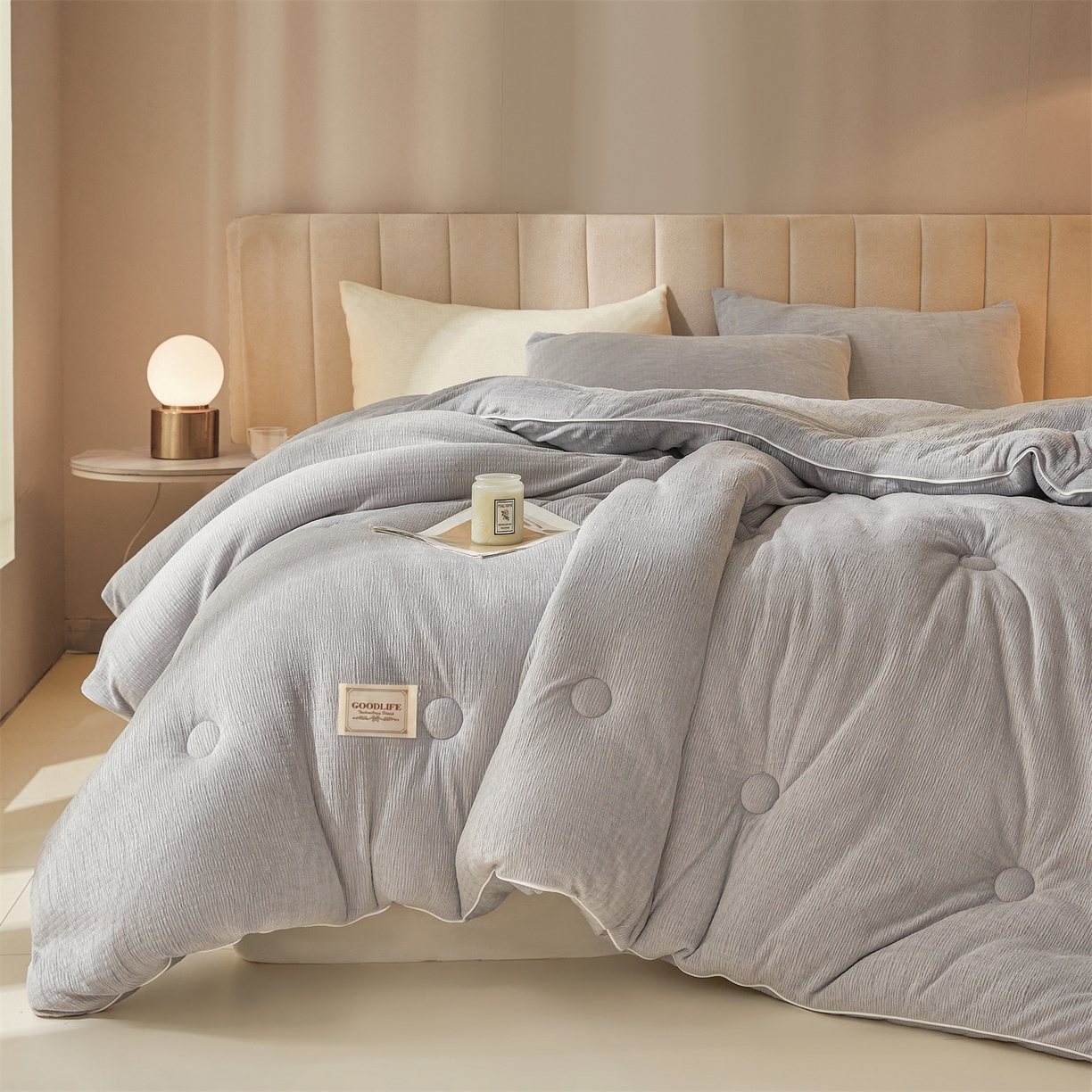 91家纺网 家纺一手货源 找家纺 雯豆家纺 2025秋冬新款加厚皱皱绒被子冬被高档被芯双人单人被子 皱皱绒冬被-高级灰