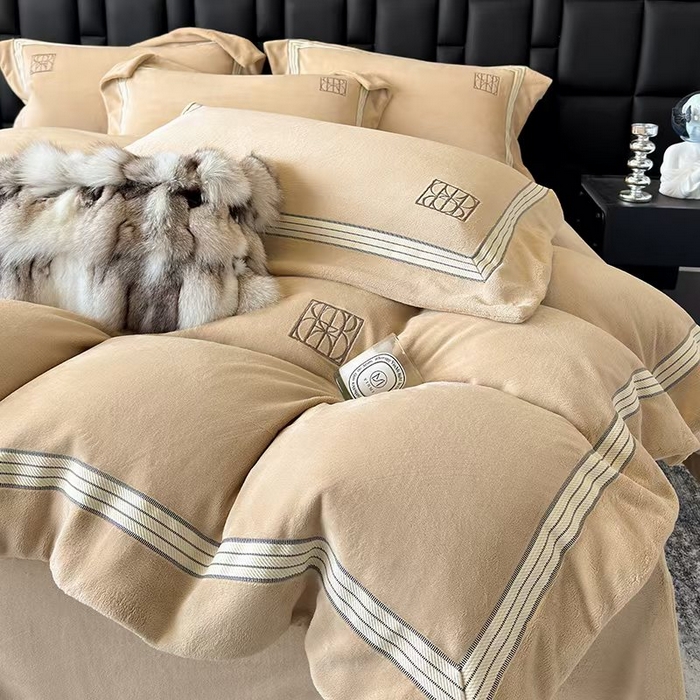 91家纺网 家纺一手货源 找家纺 席之家 席之家 2025新款280克全消光刺绣牛奶绒四件套 艺术空间-卡其玉