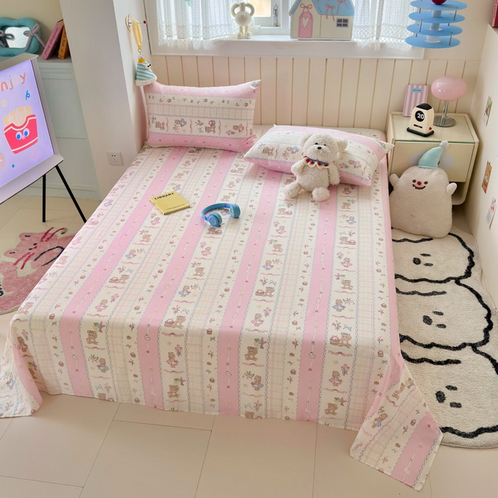 91家纺网 家纺一手货源 找家纺 典曼家纺 2025新款40支学生季卡通印花床单单床单床单单件 奶昔小熊