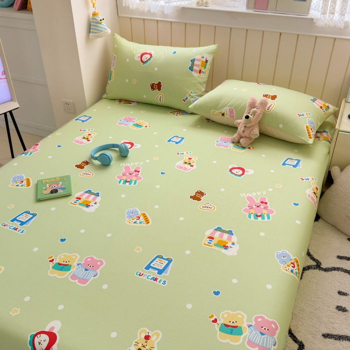 91家纺网 家纺一手货源 找家纺 典曼家纺 2025新款40支学生季卡通印花床单单床单床单单件 趣味熊