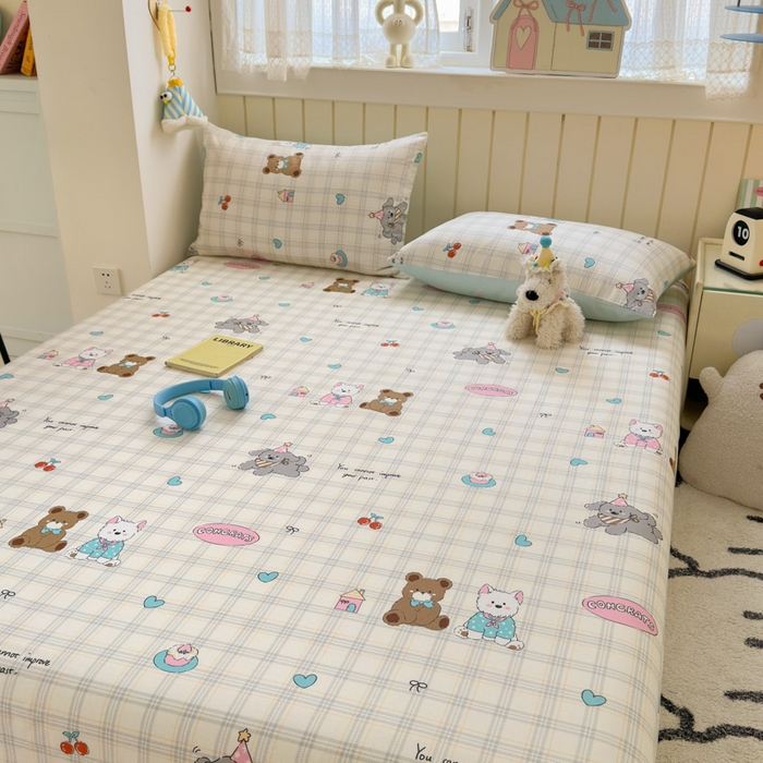 91家纺网 家纺一手货源 找家纺 典曼家纺 2025新款40支学生季卡通印花床单单床单床单单件 樱桃熊仔