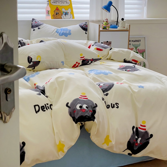 91家纺网 家纺一手货源 找家纺 2025开学季新款学生宿舍三件套被套小清新卡通超柔水洗云朵棉四件套 黑煤球