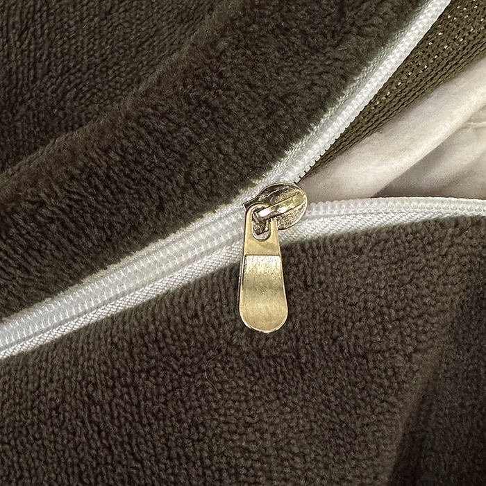 91家纺网 家纺一手货源 找家纺 绒世界 2025秋冬新款丹麦绒宽边牛奶绒四件套 宽边兔绒-绽放-灰