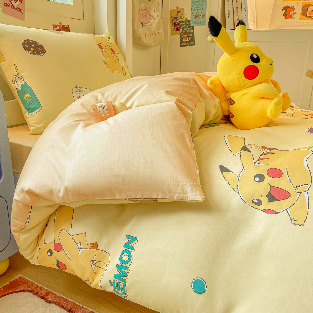 91家纺网 家纺一手货源 找家纺 博雅 2025新款宝可梦皮卡丘正版授权上下铺套件 零食皮卡丘