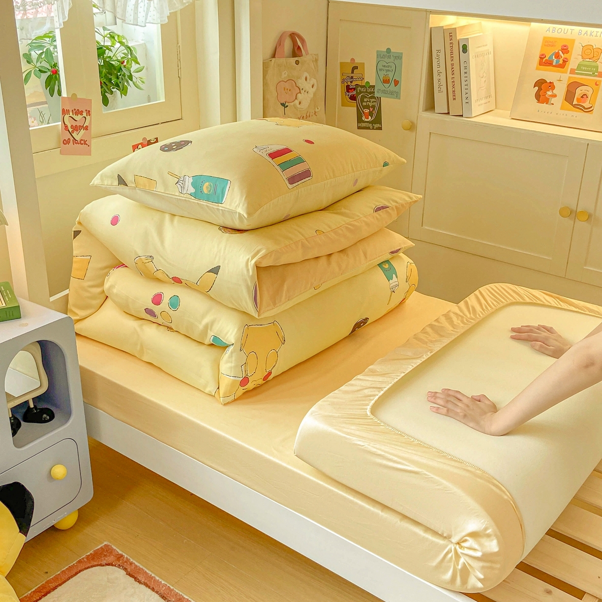 91家纺网 家纺一手货源 找家纺 博雅 2025新款宝可梦皮卡丘正版授权上下铺套件 零食皮卡丘