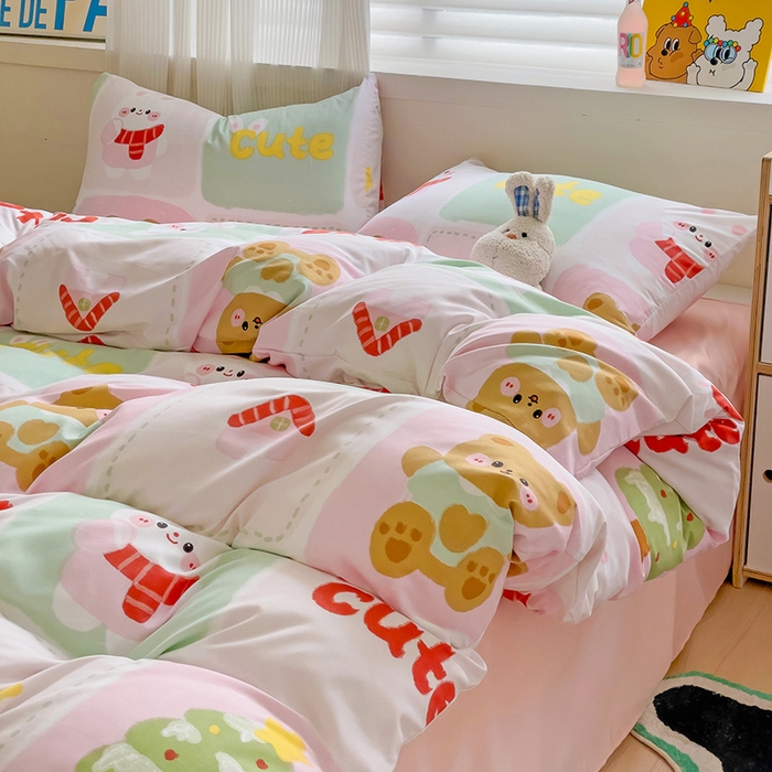 91家纺网 家纺一手货源 找家纺 2025开学季新款学生宿舍三件套被套小清新卡通超柔水洗云朵棉四件套 圣诞小伙伴