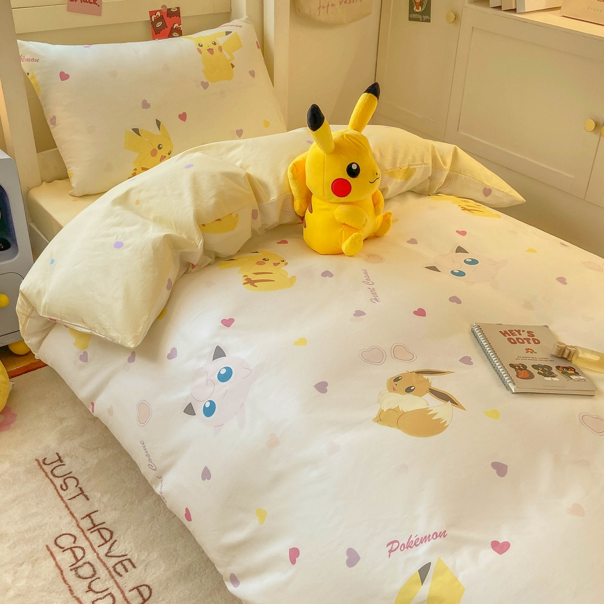 91家纺网 家纺一手货源 找家纺 博雅 2025新款宝可梦皮卡丘正版授权上下铺套件 小心心皮卡丘