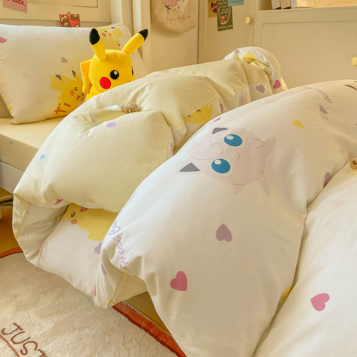 91家纺网 家纺一手货源 找家纺 博雅 2025新款宝可梦皮卡丘正版授权上下铺套件 小心心皮卡丘