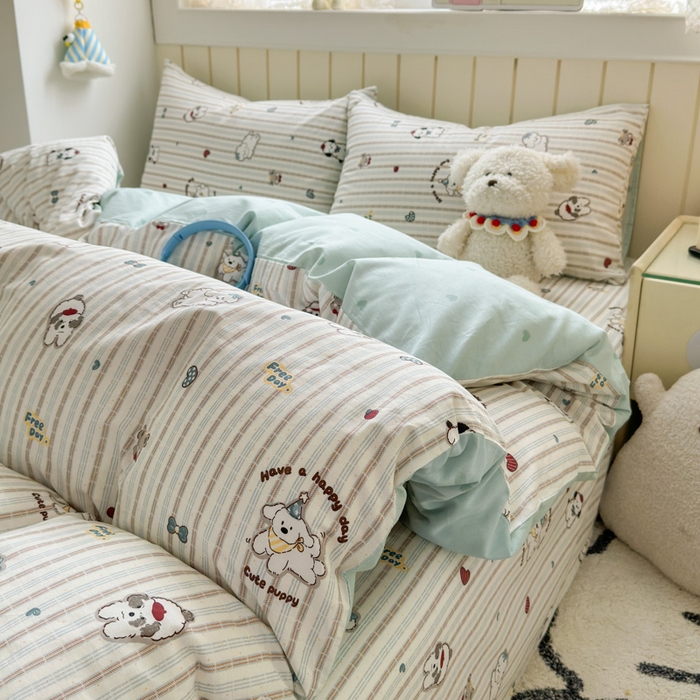 91家纺网 家纺一手货源 找家纺 典曼家纺 2025新款40支学生季卡通印花四件套 茶茶狗