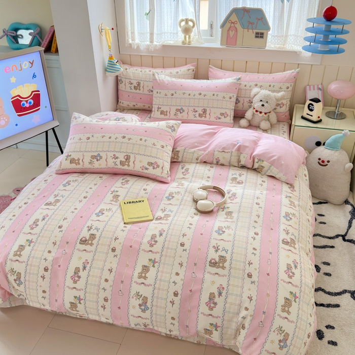 91家纺网 家纺一手货源 找家纺 典曼家纺 2025新款40支学生季卡通印花四件套 奶昔小熊