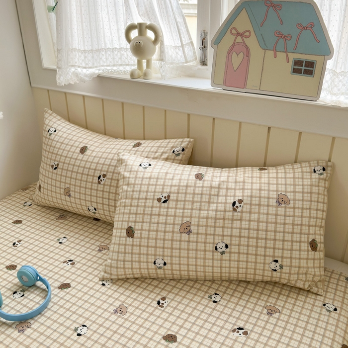 91家纺网 家纺一手货源 找家纺 典曼家纺 2025新款40支学生季卡通印花四件套 曲奇小狗