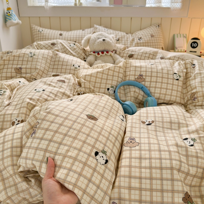 91家纺网 家纺一手货源 找家纺 典曼家纺 2025新款40支学生季卡通印花四件套 曲奇小狗