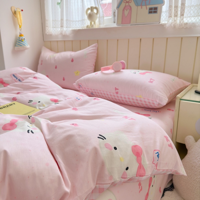 91家纺网 家纺一手货源 找家纺 典曼家纺 2025新款40支学生季卡通印花四件套 甜心猫咪